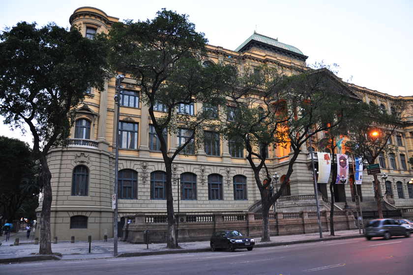 Private Secrets of Old Rio Walking Tour With Tomorrow Museum